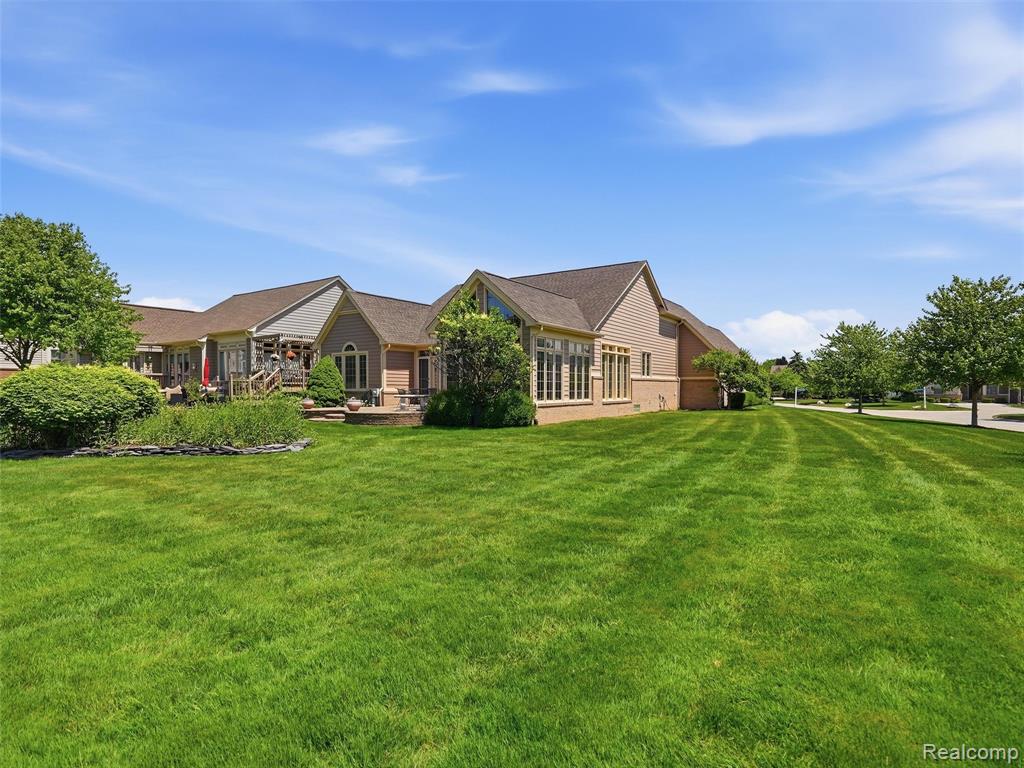 main property photo 42