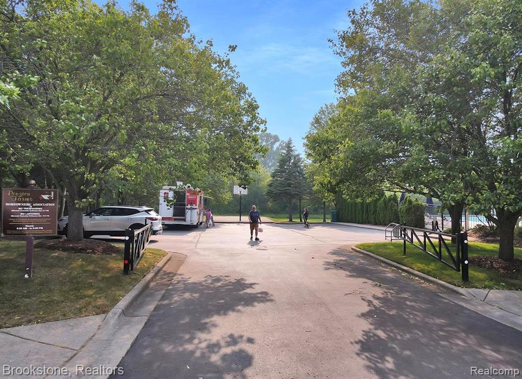 main property photo 37