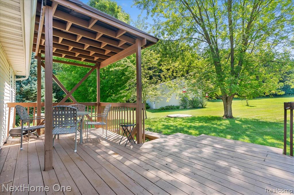 main property photo 33