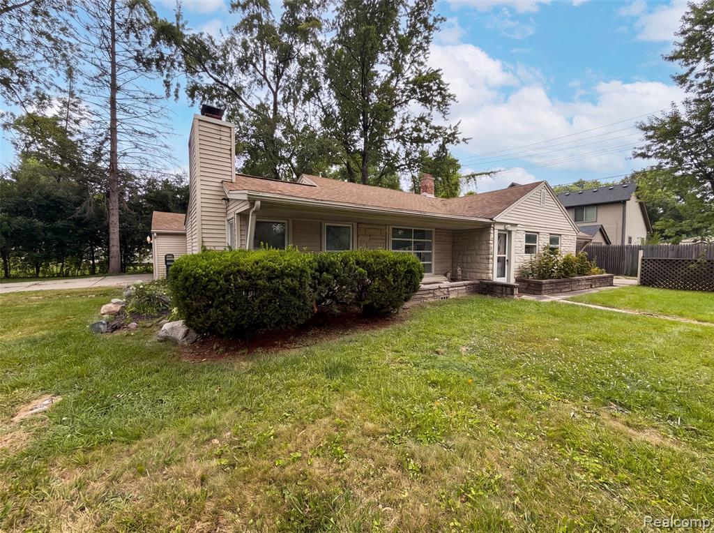 main property photo 19