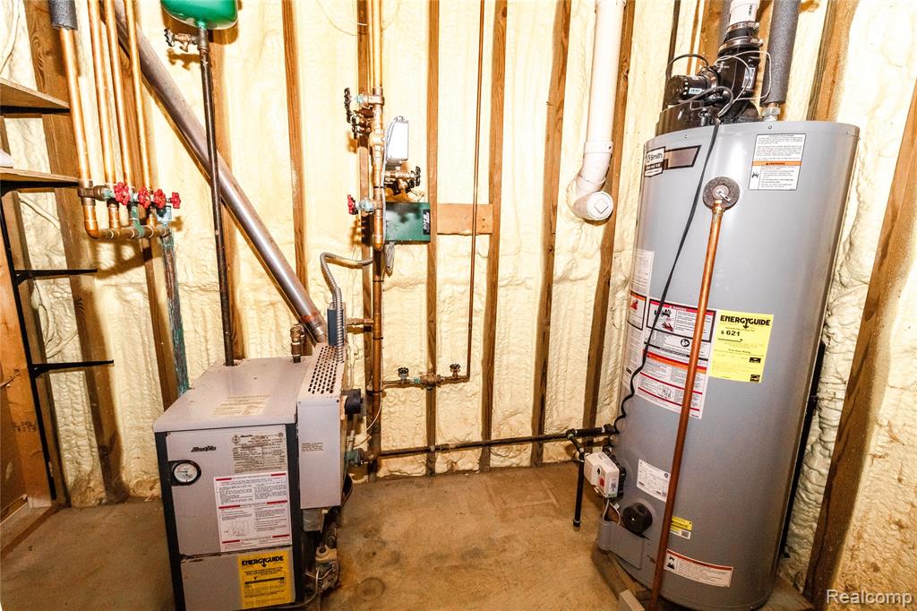 main property photo 39