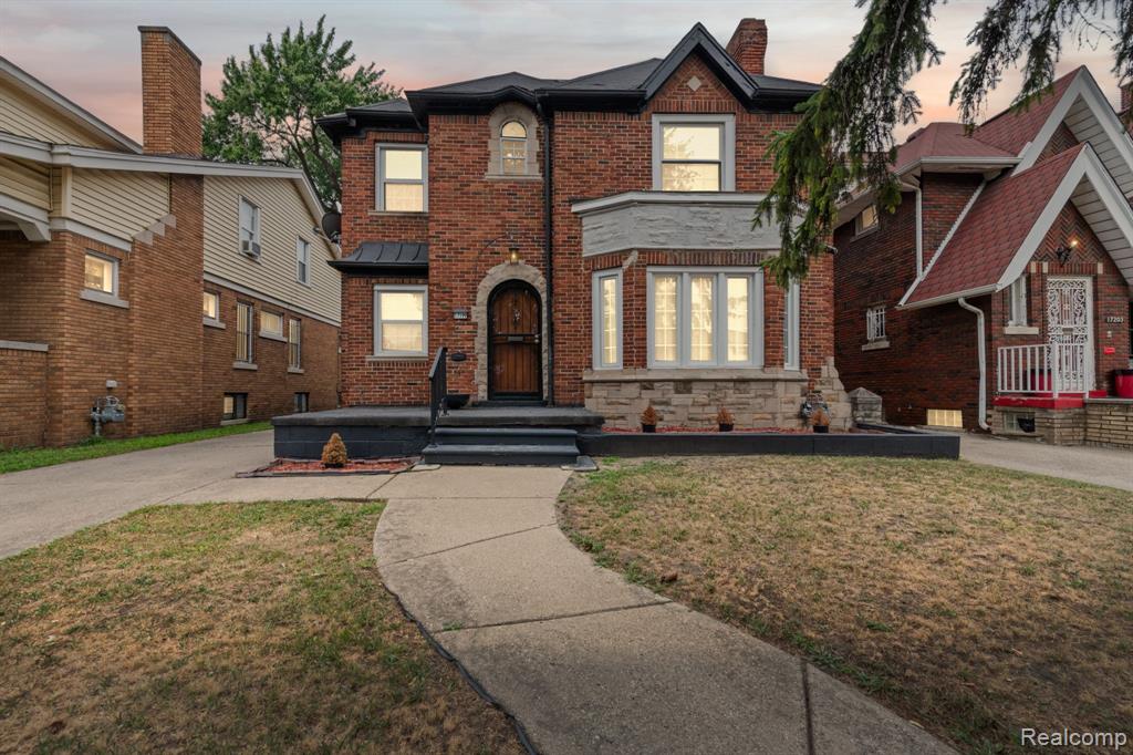 main property photo 28
