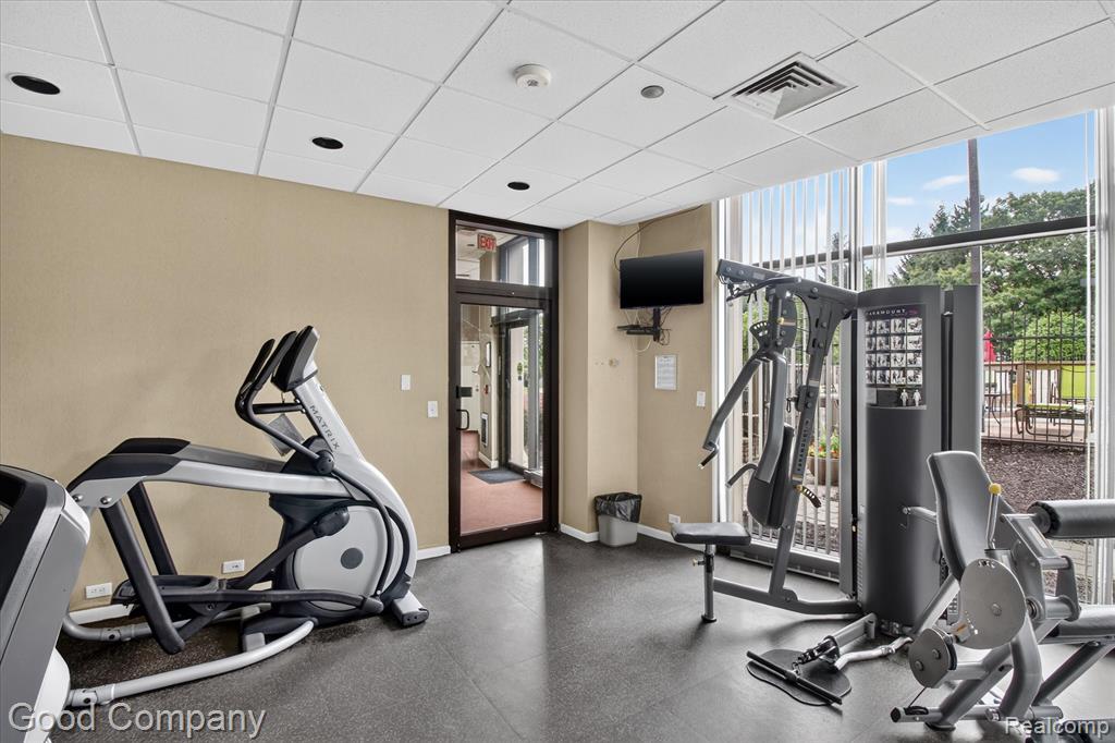 main property photo 59
