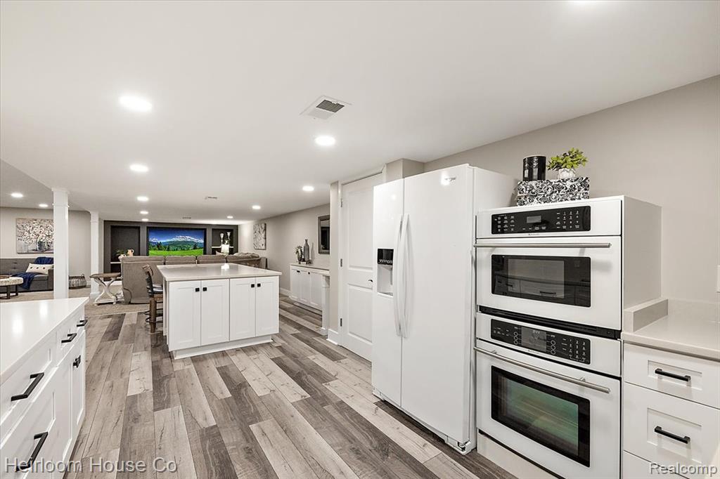 main property photo 82