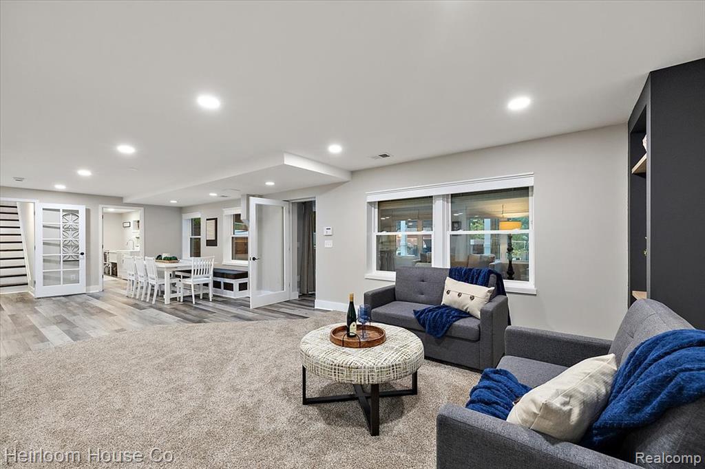 main property photo 83