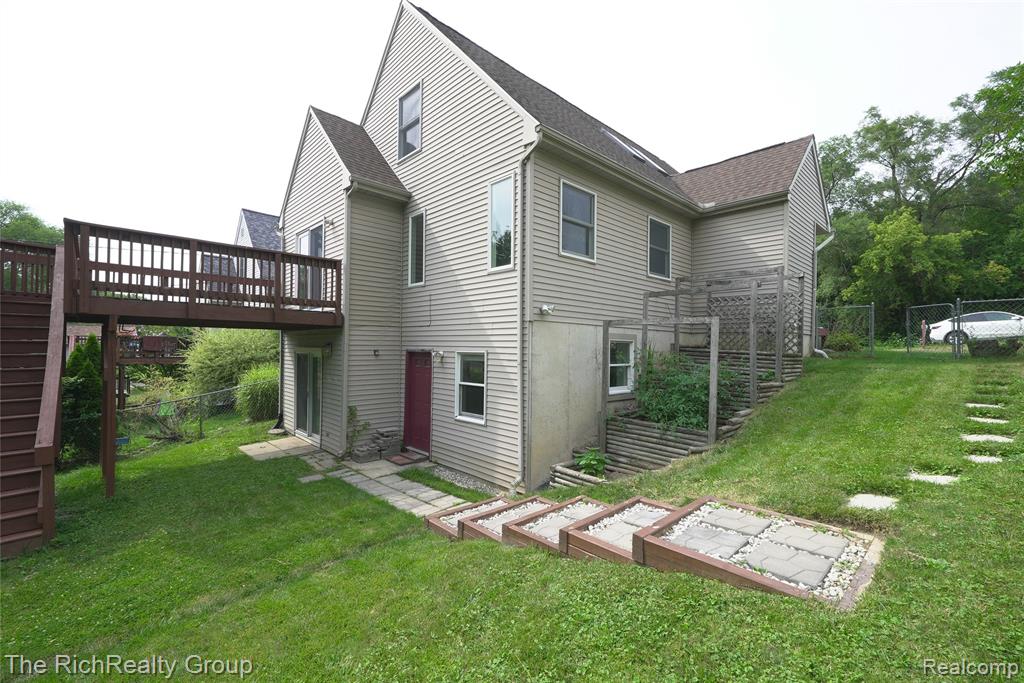 main property photo 52