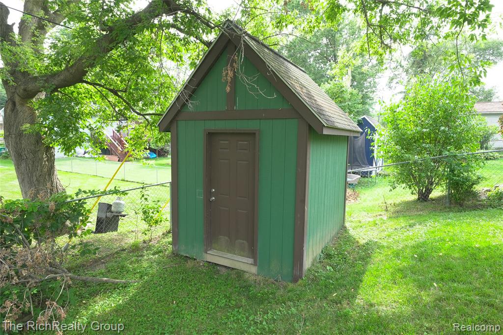 main property photo 56