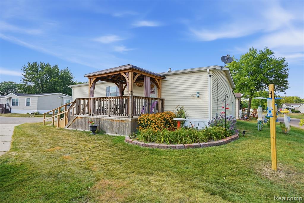 main property photo 22
