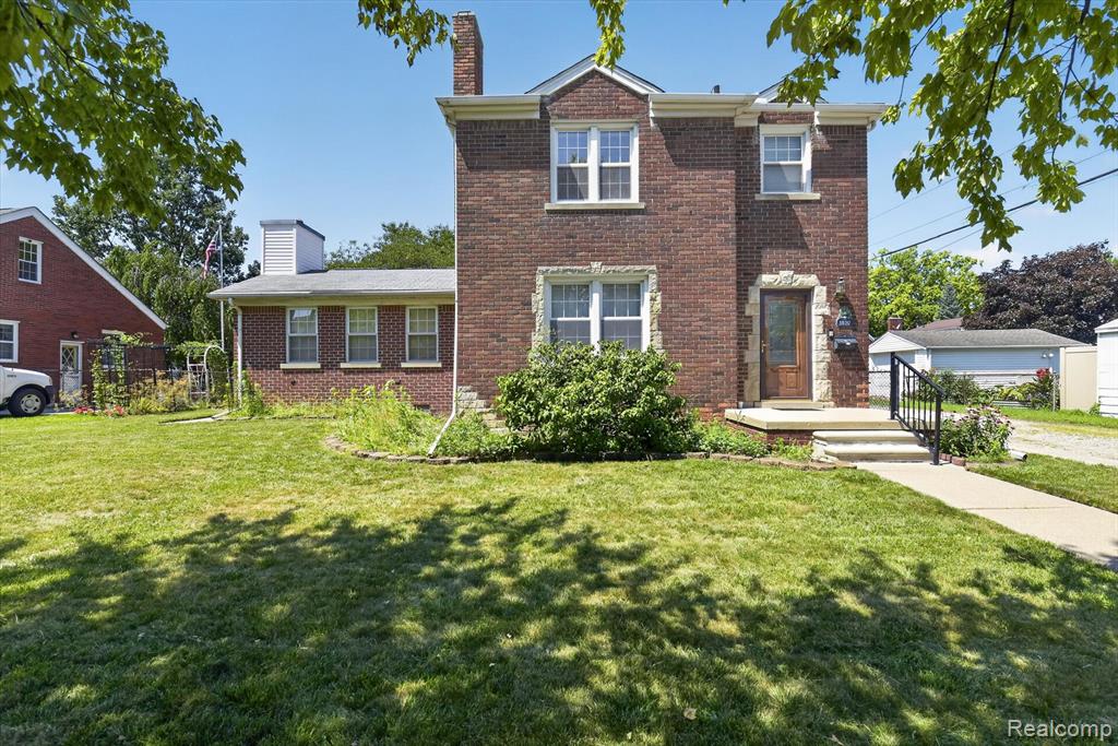 main property photo 2