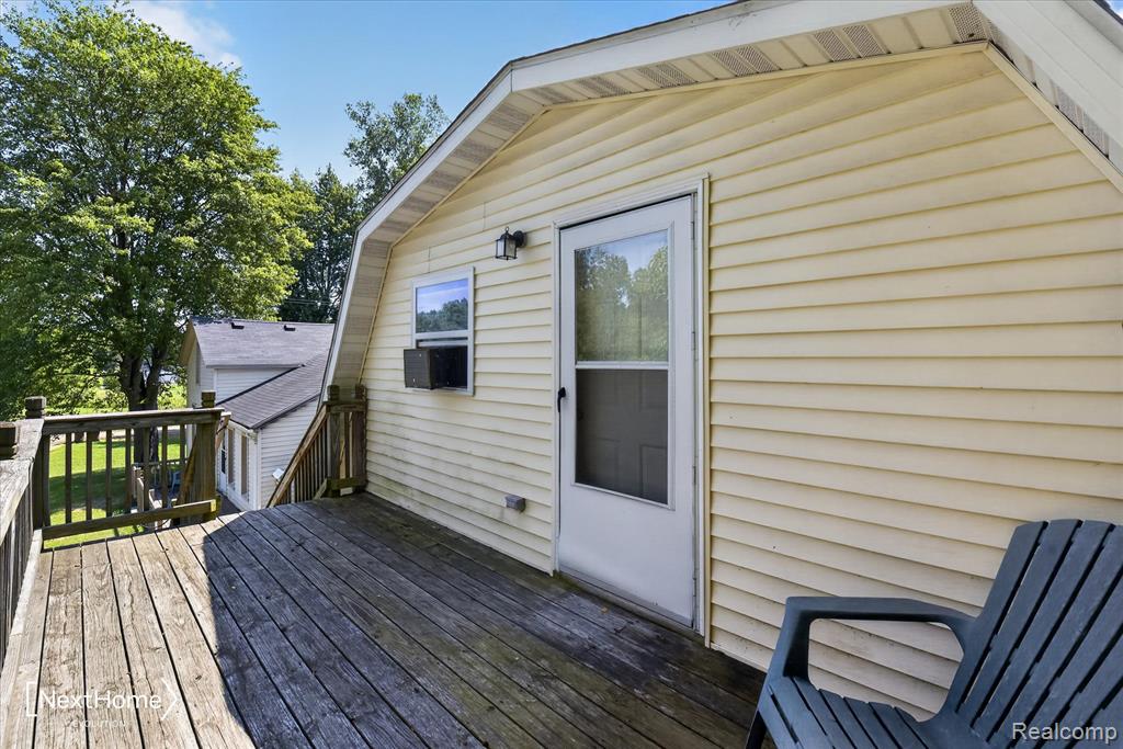 main property photo 38