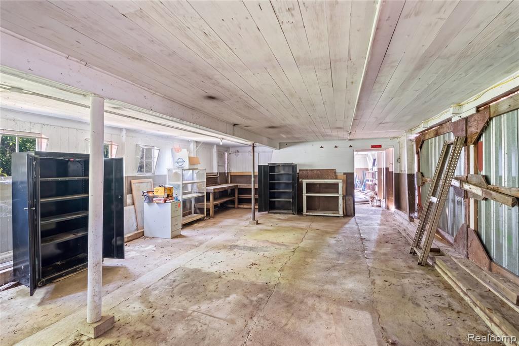 main property photo 70