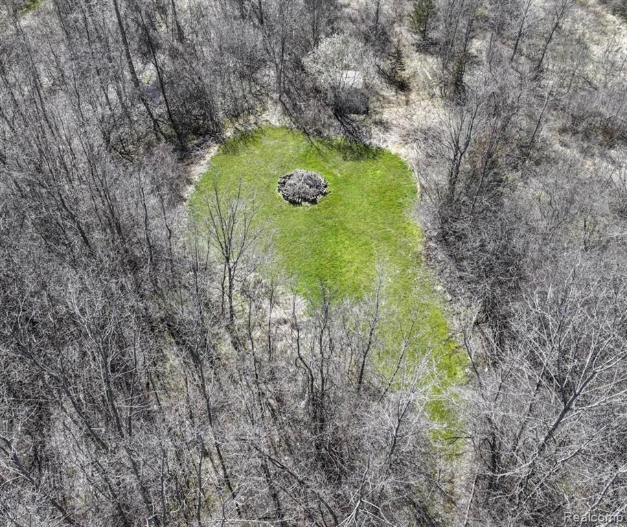 main property photo 18