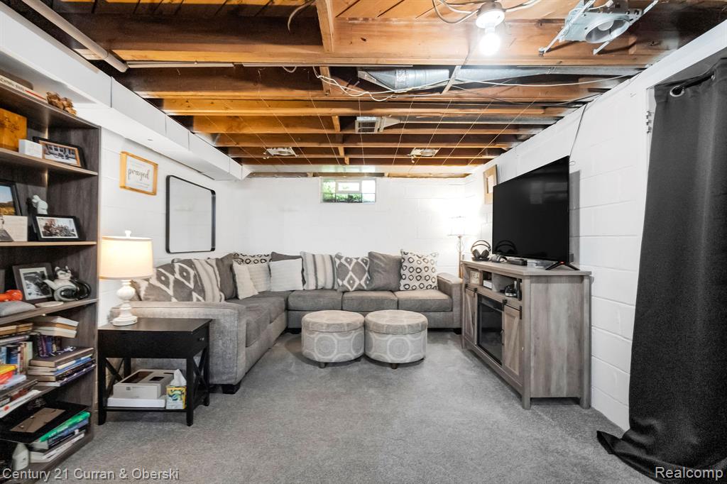 property viewer photo 18