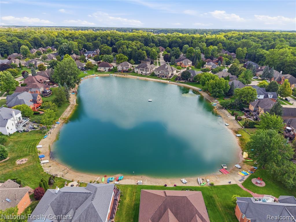 main property photo 65