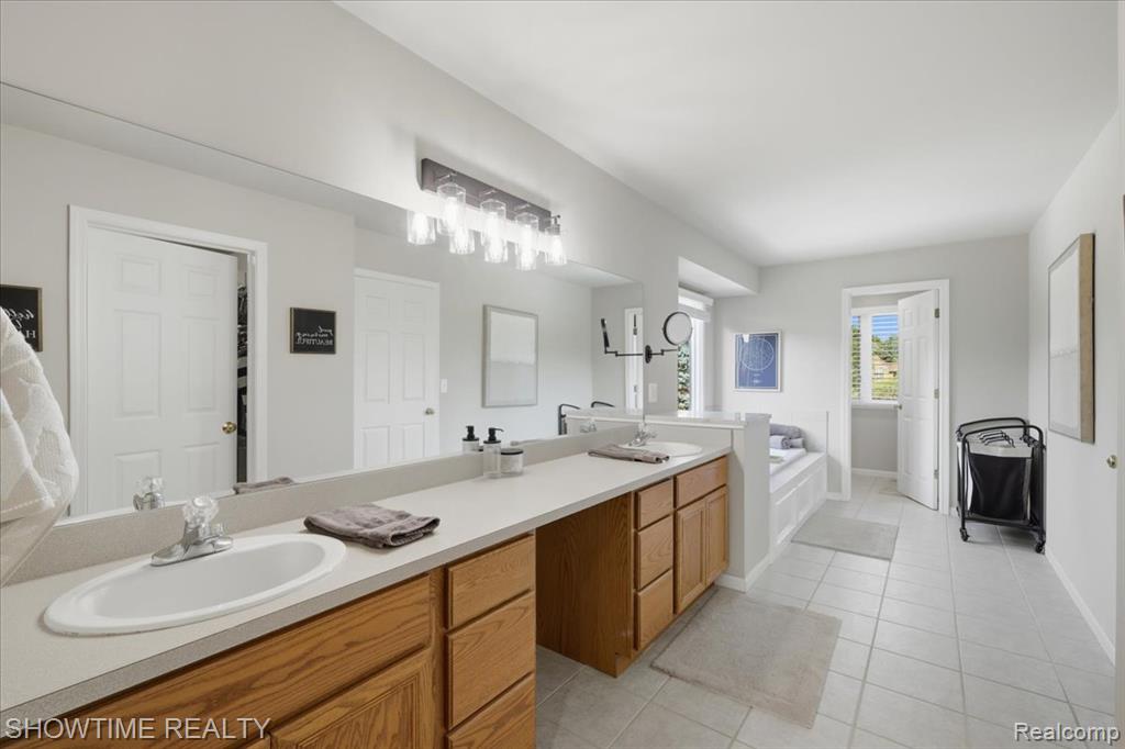 main property photo 53