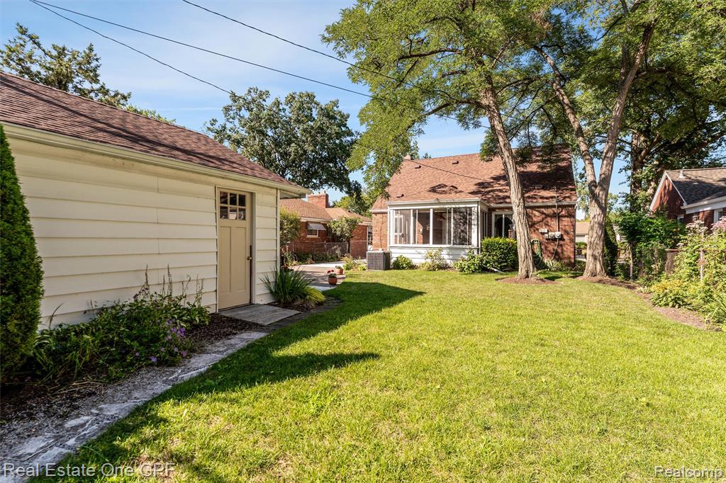 main property photo 38