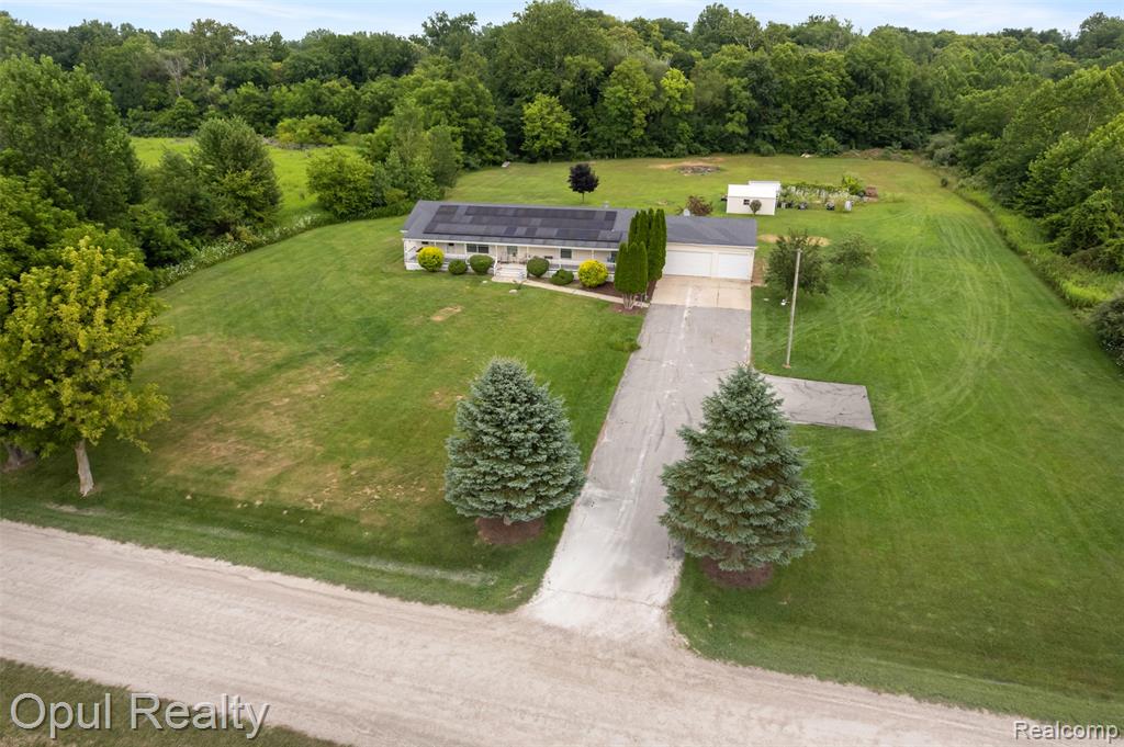 main property photo 45