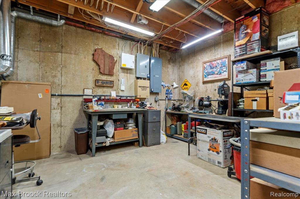 main property photo 36