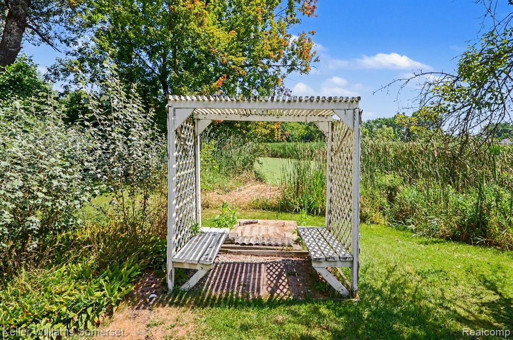 main property photo 21