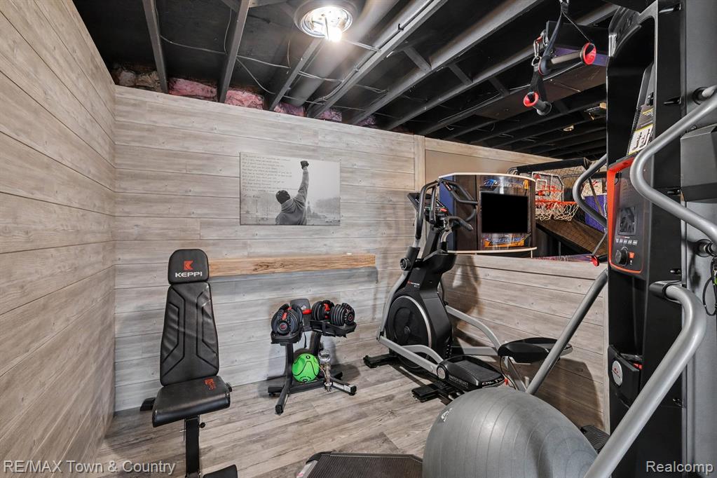 main property photo 26