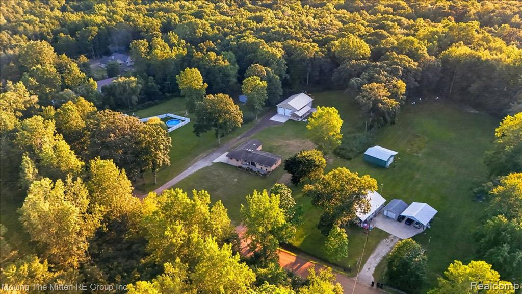 main property photo 44