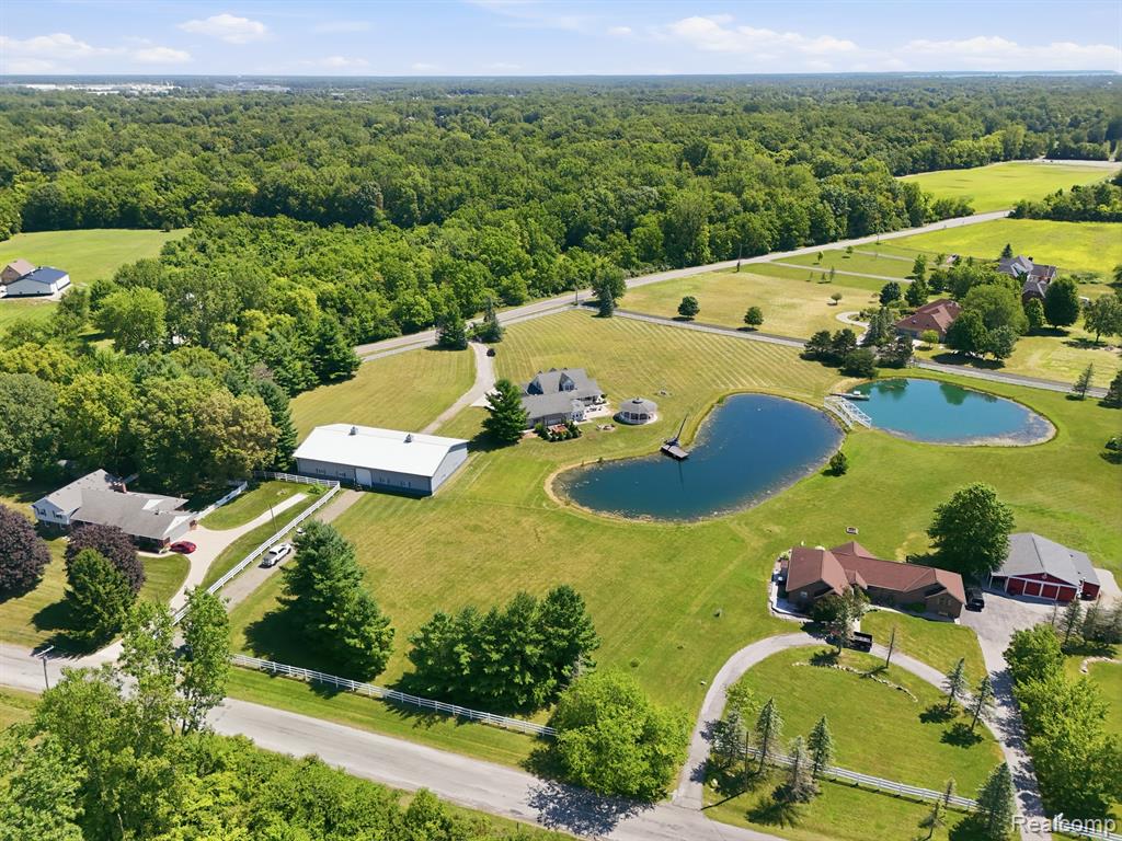 main property photo 61