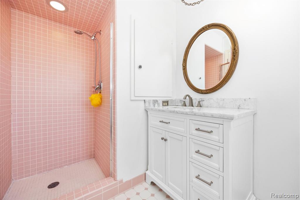 main property photo 63