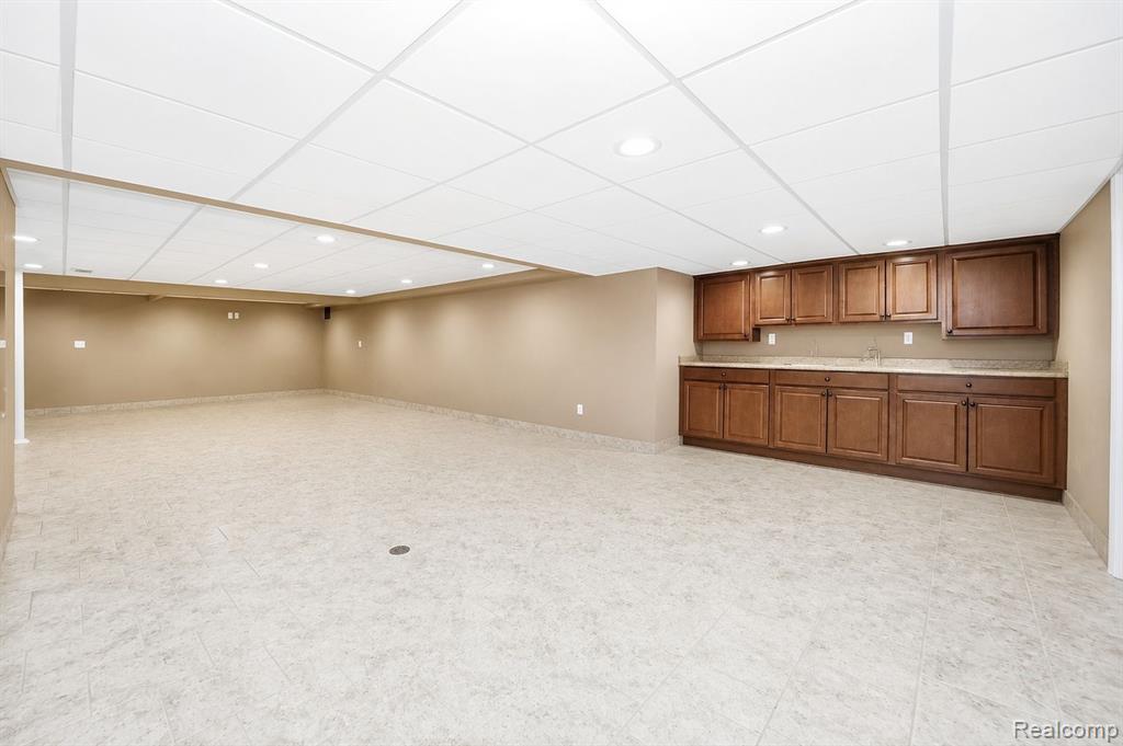 main property photo 67