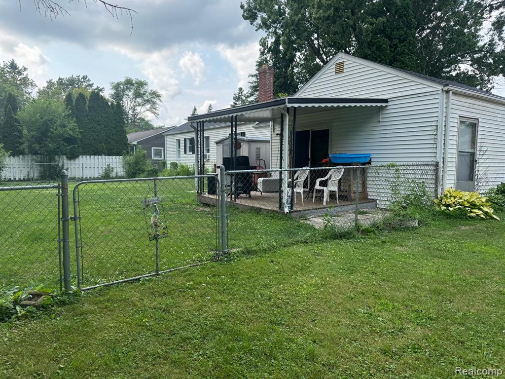 main property photo 5