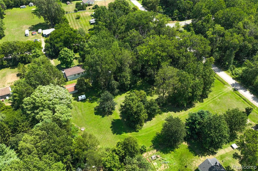 main property photo 7
