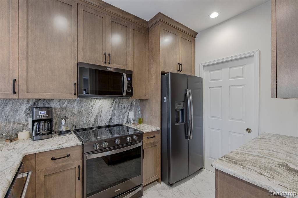 property viewer photo 15