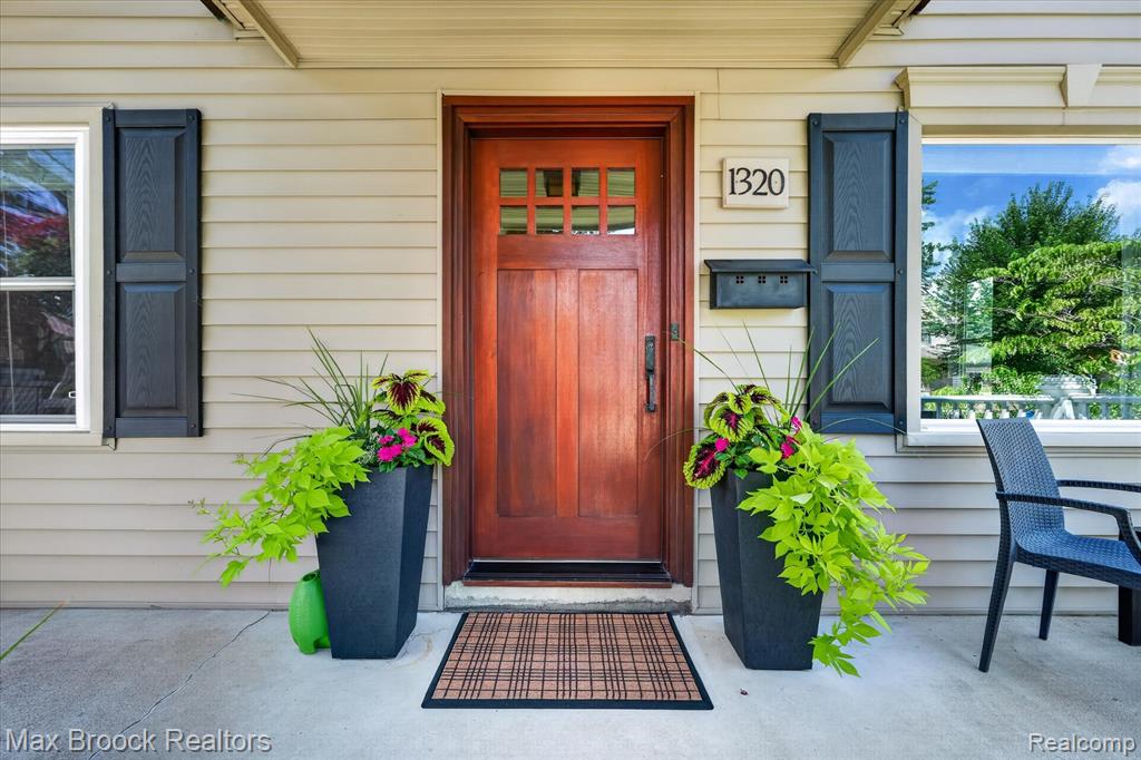 main property photo 4