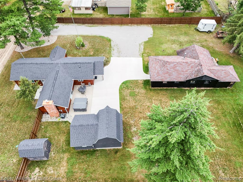 main property photo 60