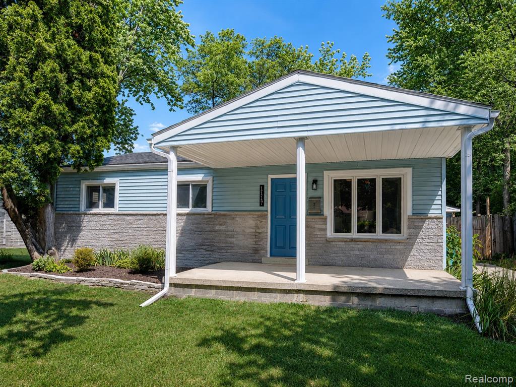 main property photo 4