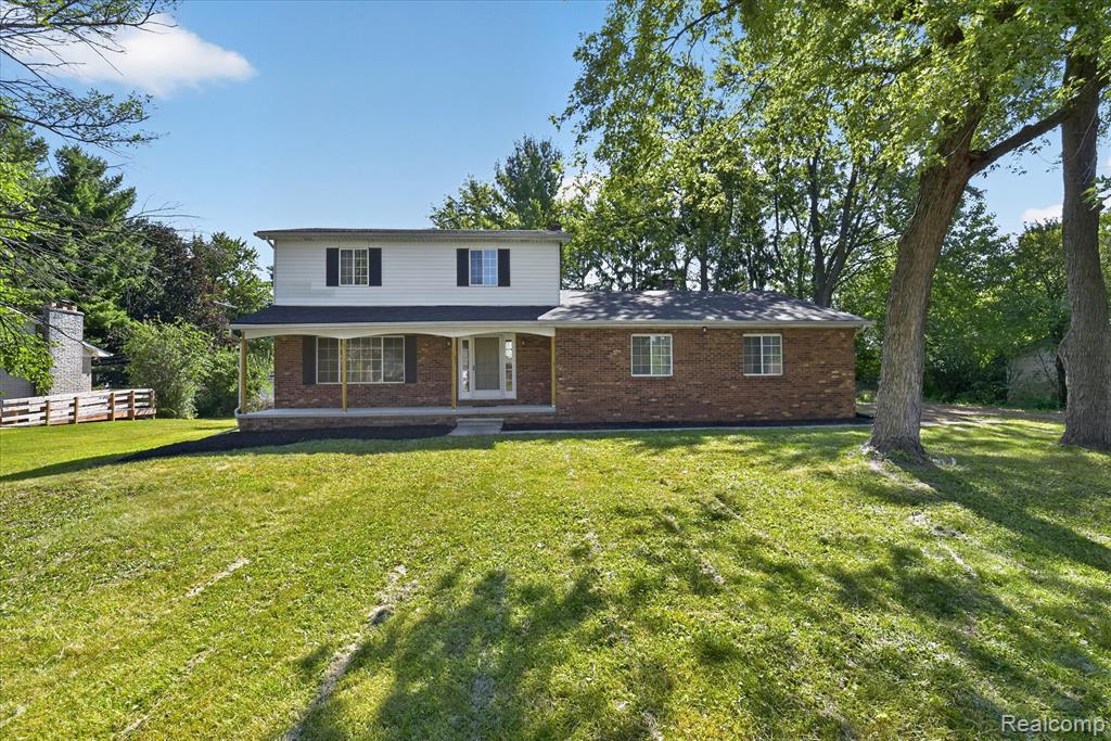 main property photo 2