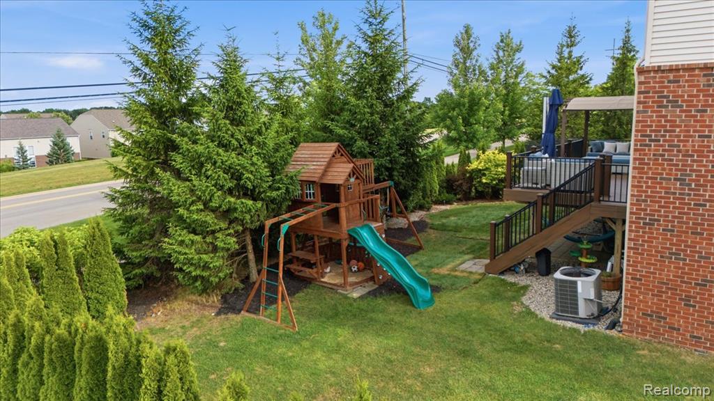 main property photo 53