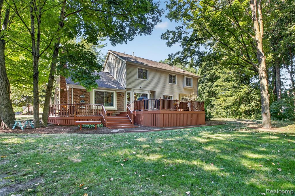 main property photo 34