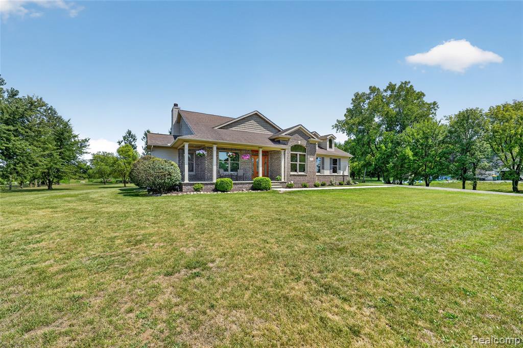 main property photo 3