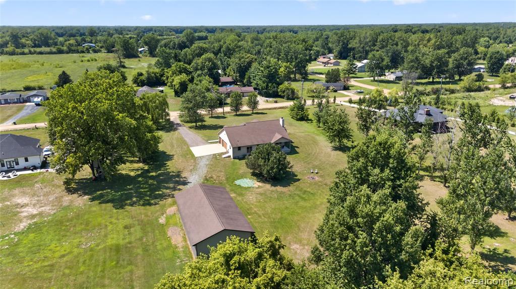 main property photo 59