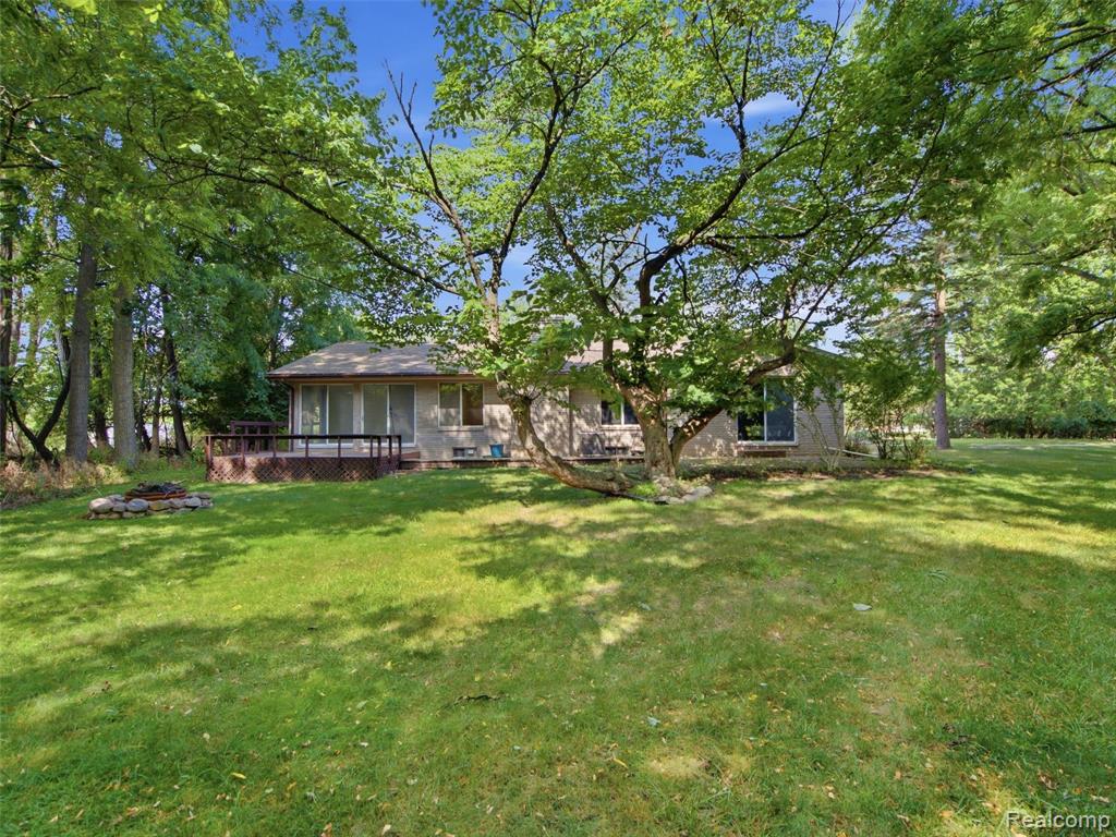 main property photo 45