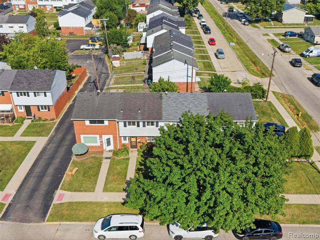 main property photo 22