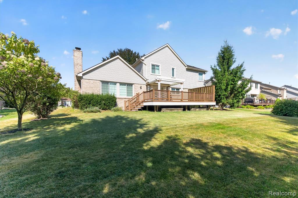 main property photo 50