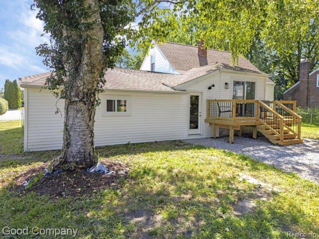 main property photo 3