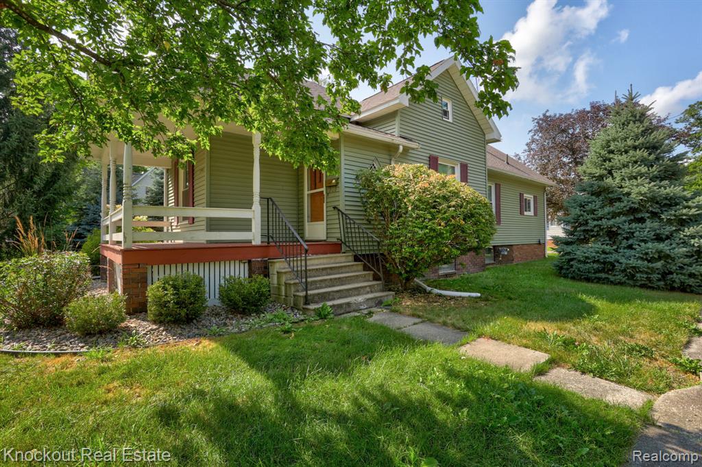 main property photo 5