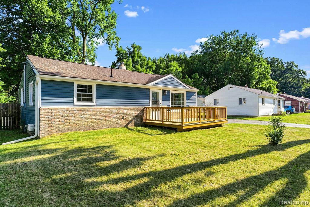 main property photo 3