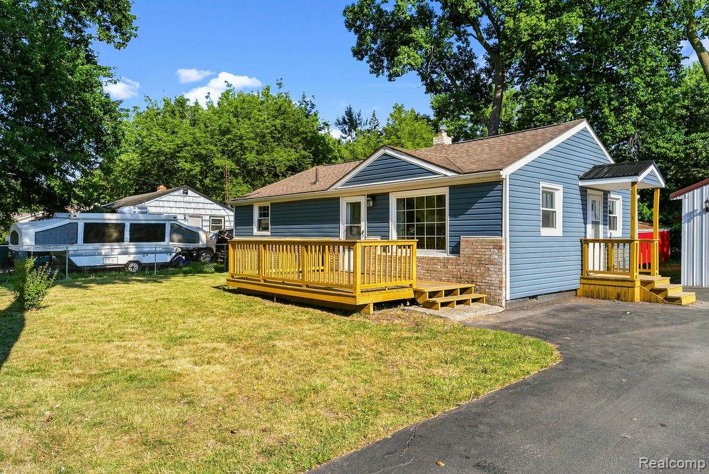 main property photo 4