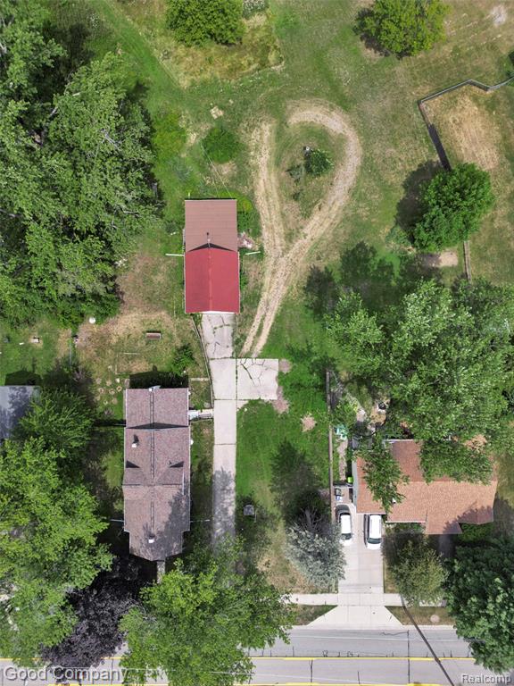 main property photo 51