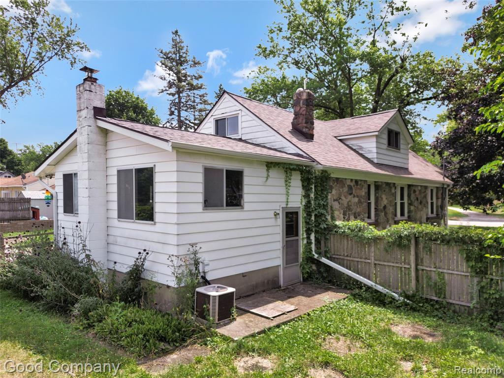 main property photo 53
