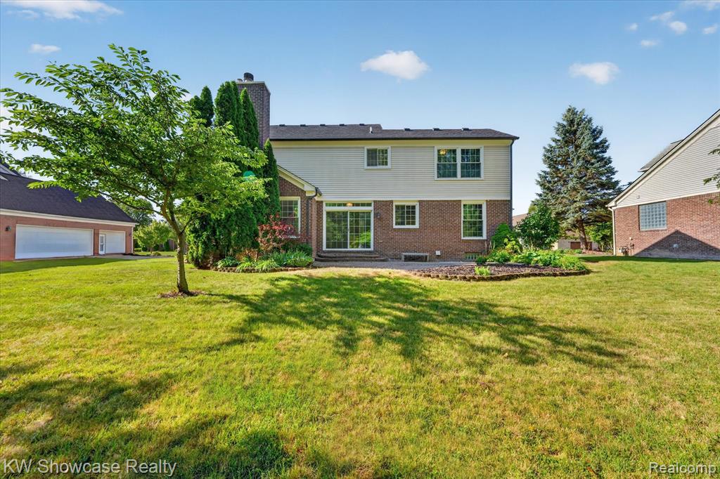 main property photo 50