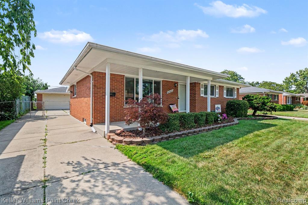 main property photo 21